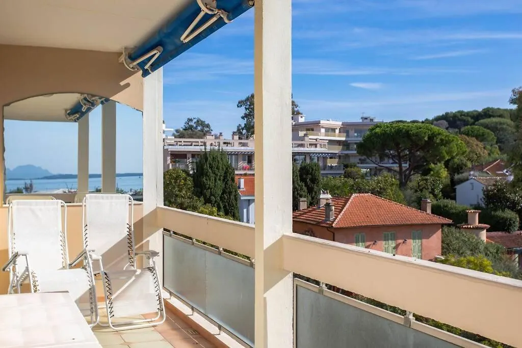 앙티브 A6- 2 Bdr Incredible Sea View - Ac, Garage & Terrace 아파트