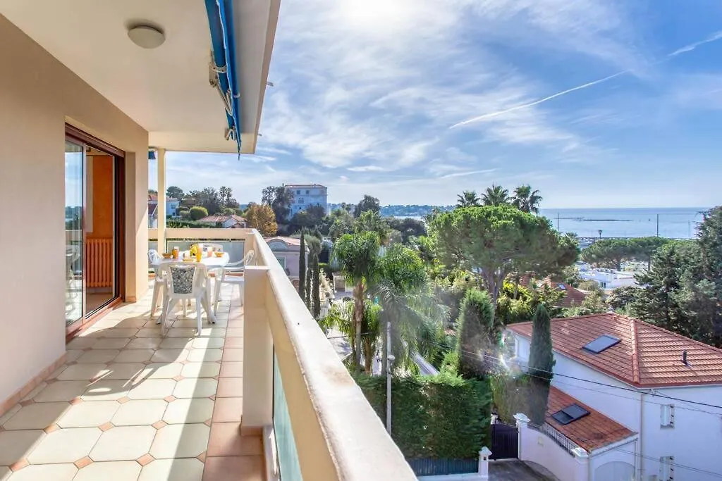앙티브 A6- 2 Bdr Incredible Sea View - Ac, Garage & Terrace 아파트