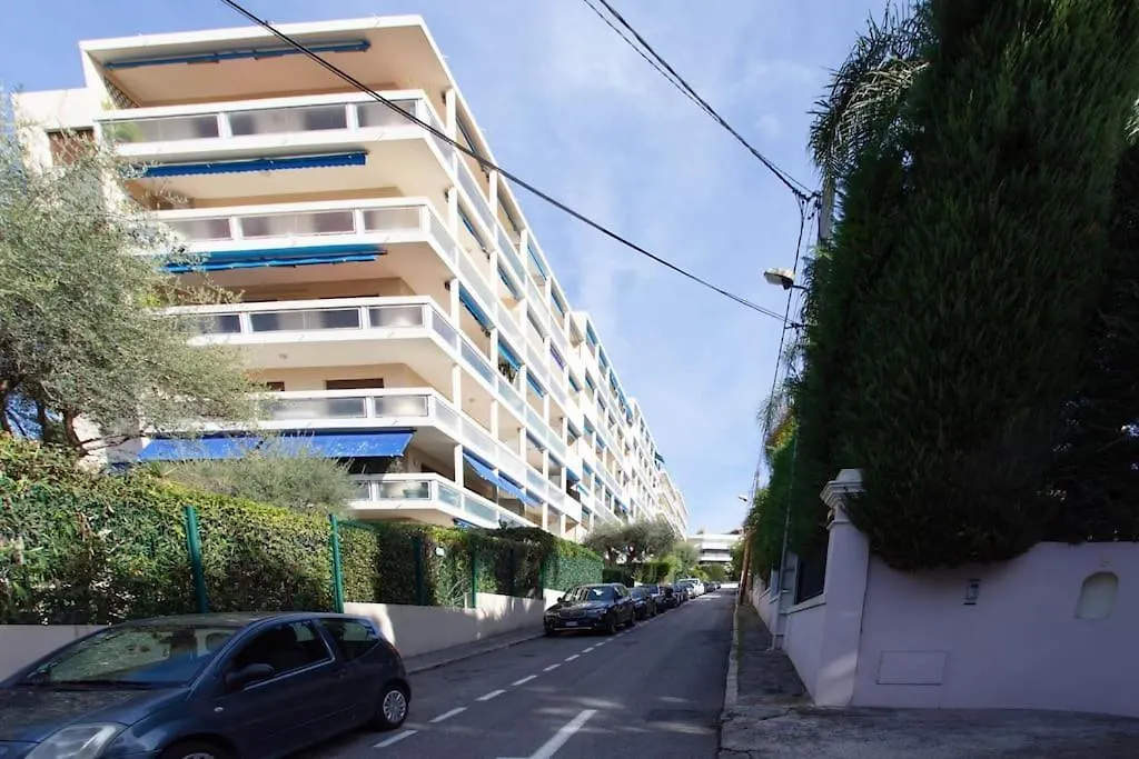 앙티브 A6- 2 Bdr Incredible Sea View - Ac, Garage & Terrace 아파트